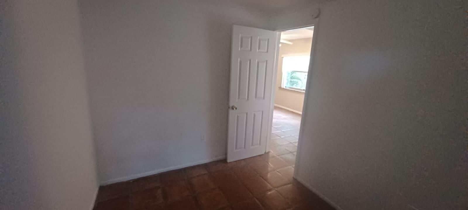 出租: $1,375 (2 贝兹, 1 浴室, 504 平方英尺)