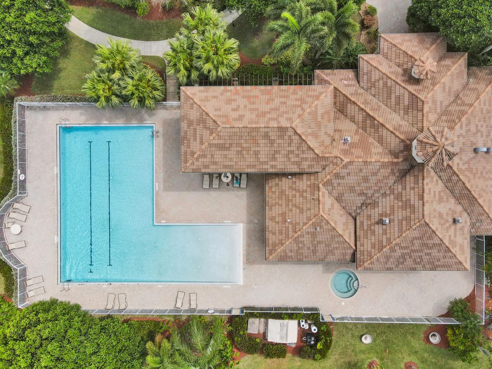 На продажу: $709,950 (3 спален, 2 ванн, 1691 Квадратных фут)