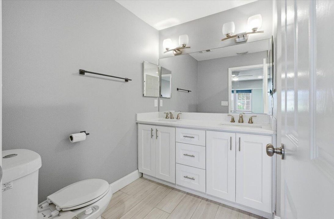 Active With Contract: $399,900 (3 beds, 2 baths, 1562 Square Feet)