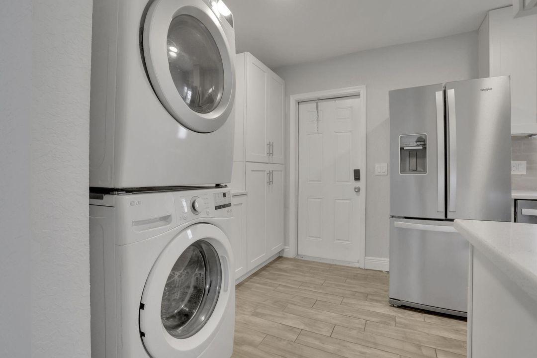 На продажу: $899,990 (0 спален, 0 ванн, 1682 Квадратных фут)