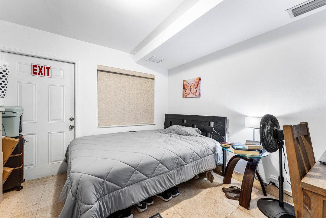 En Venta: $579,900 (4 camas, 3 baños, 2008 Pies cuadrados)