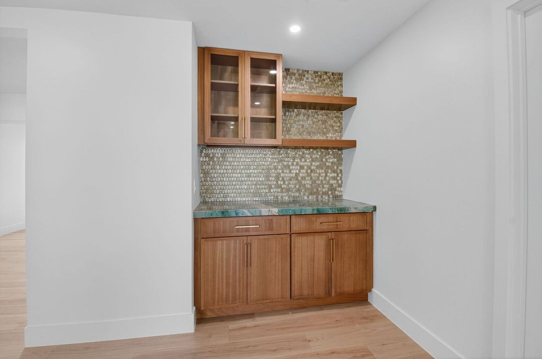 For Sale: $1,150,000 (3 beds, 2 baths, 2144 Square Feet)