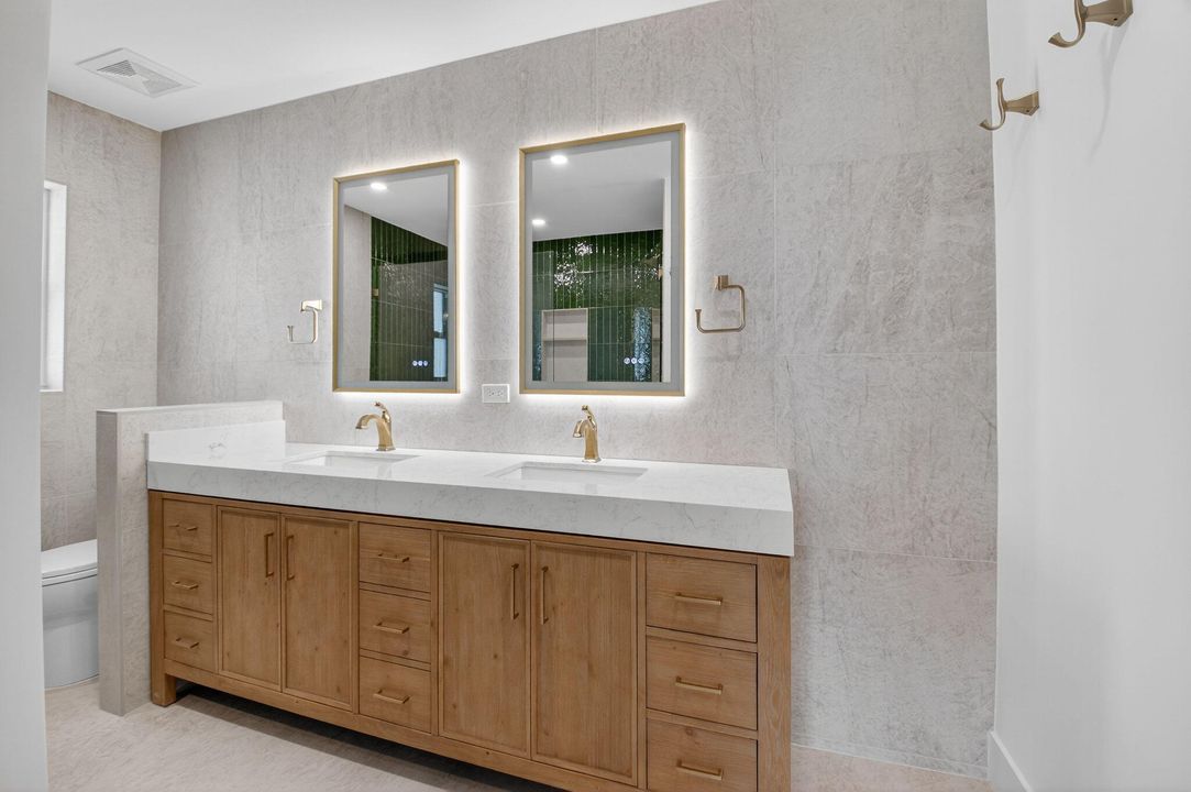 For Sale: $1,150,000 (3 beds, 2 baths, 2144 Square Feet)