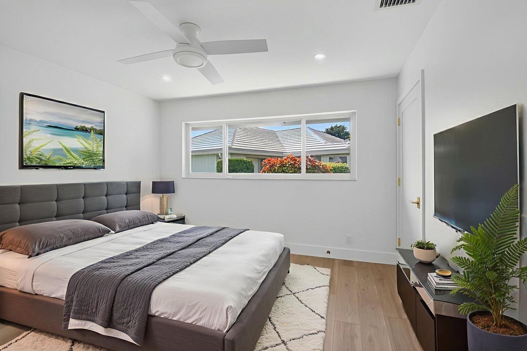 For Sale: $1,150,000 (3 beds, 2 baths, 2144 Square Feet)