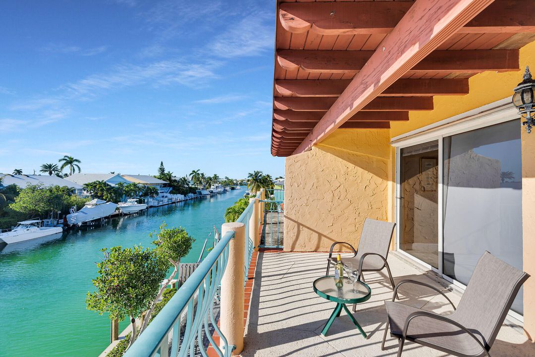 En Venta: $1,499,900 (3 camas, 3 baños, 1830 Pies cuadrados)