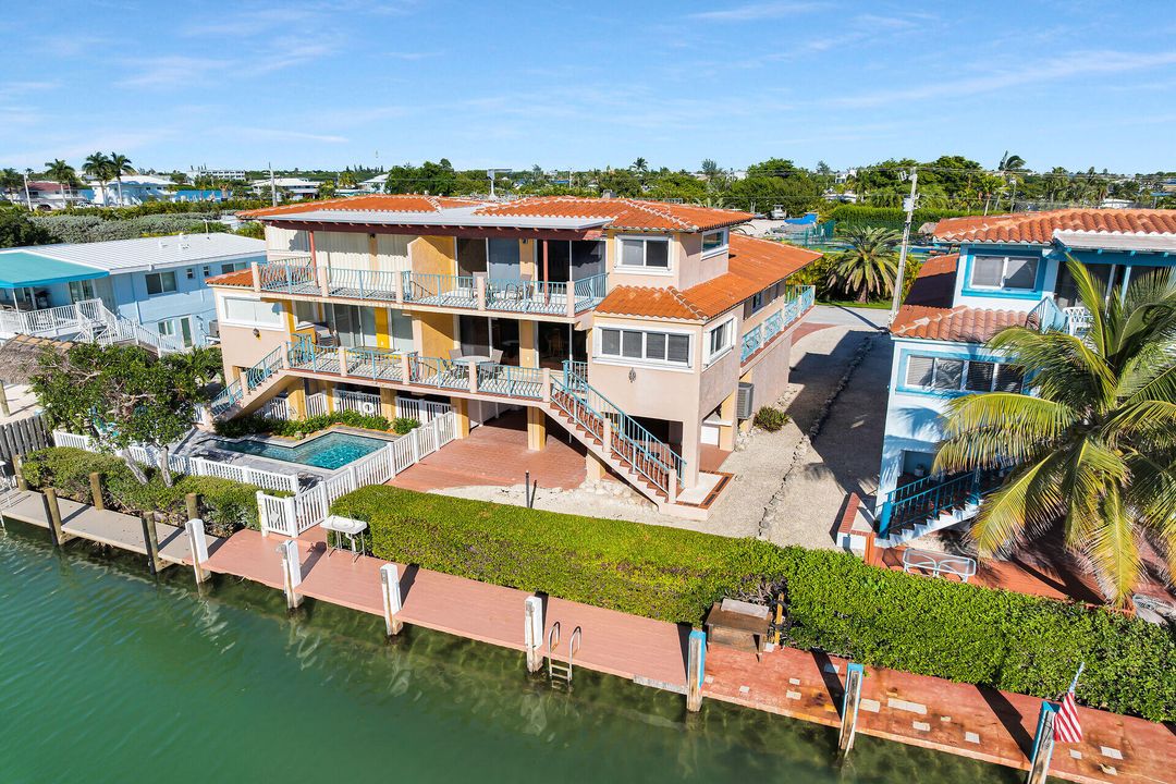 En Venta: $1,499,900 (3 camas, 3 baños, 1830 Pies cuadrados)