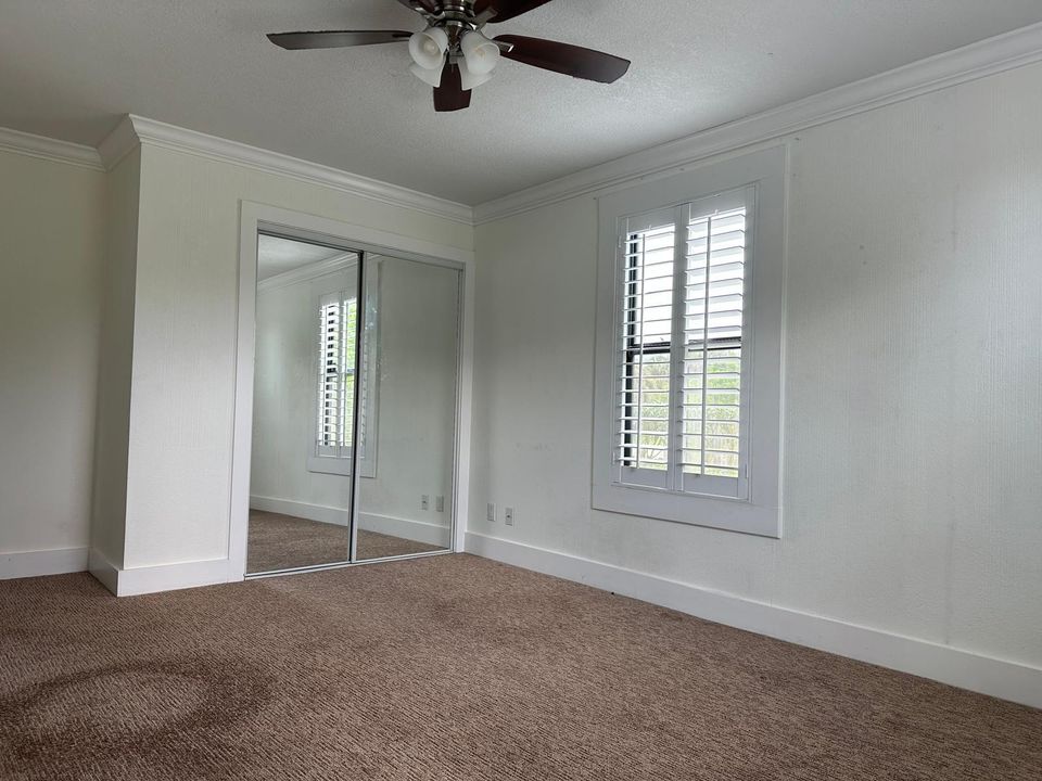 For Rent: $3,200 (3 beds, 2 baths, 1080 Square Feet)