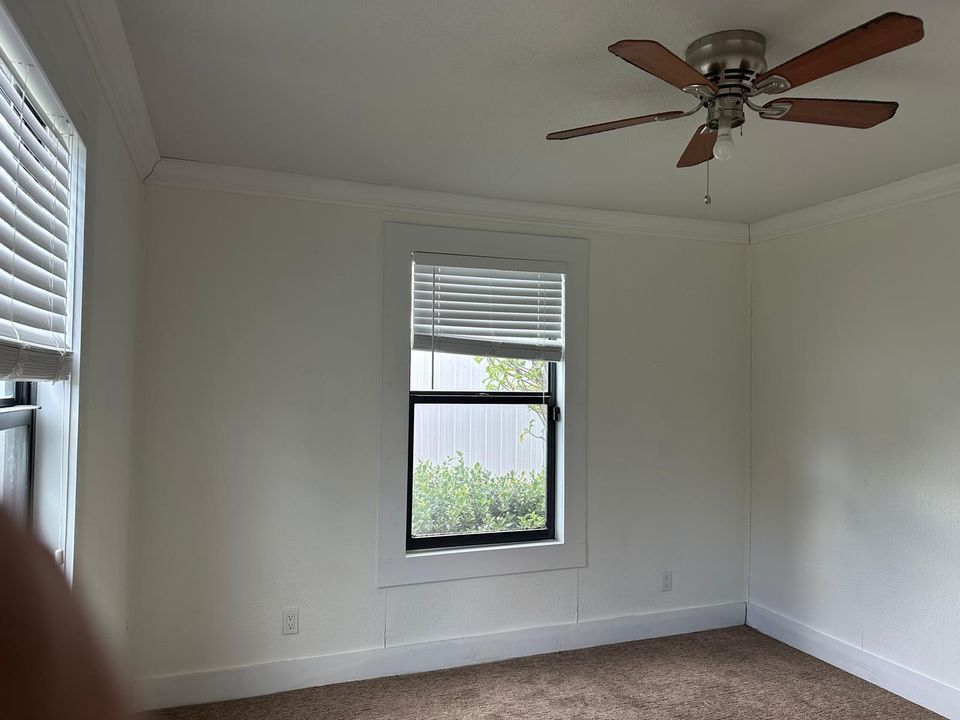 For Rent: $3,200 (3 beds, 2 baths, 1080 Square Feet)