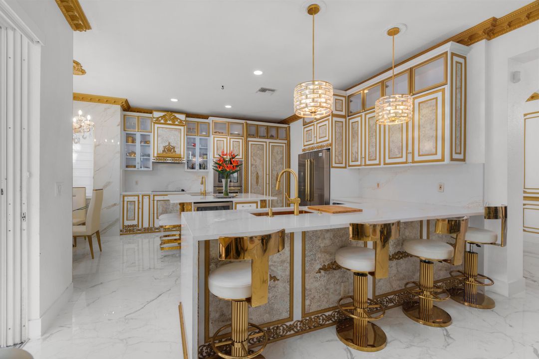 For Sale: $1,250,000 (5 beds, 4 baths, 4177 Square Feet)