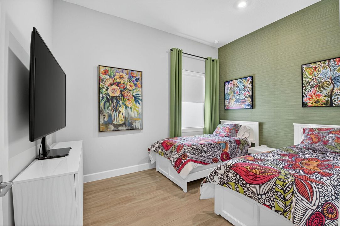 Activo con contrato: $1,279,000 (3 camas, 3 baños, 2260 Pies cuadrados)