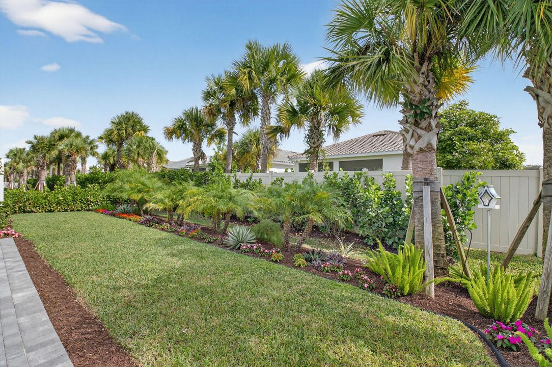 Activo con contrato: $1,279,000 (3 camas, 3 baños, 2260 Pies cuadrados)