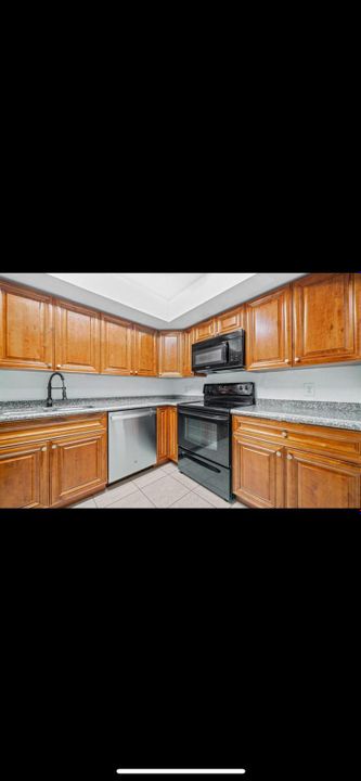 出租: $2,900 (3 贝兹, 2 浴室, 1279 平方英尺)