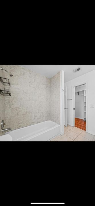 出租: $2,900 (3 贝兹, 2 浴室, 1279 平方英尺)