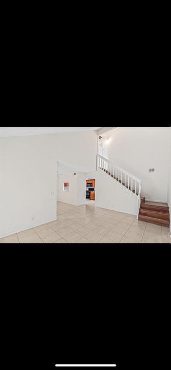 出租: $2,900 (3 贝兹, 2 浴室, 1279 平方英尺)