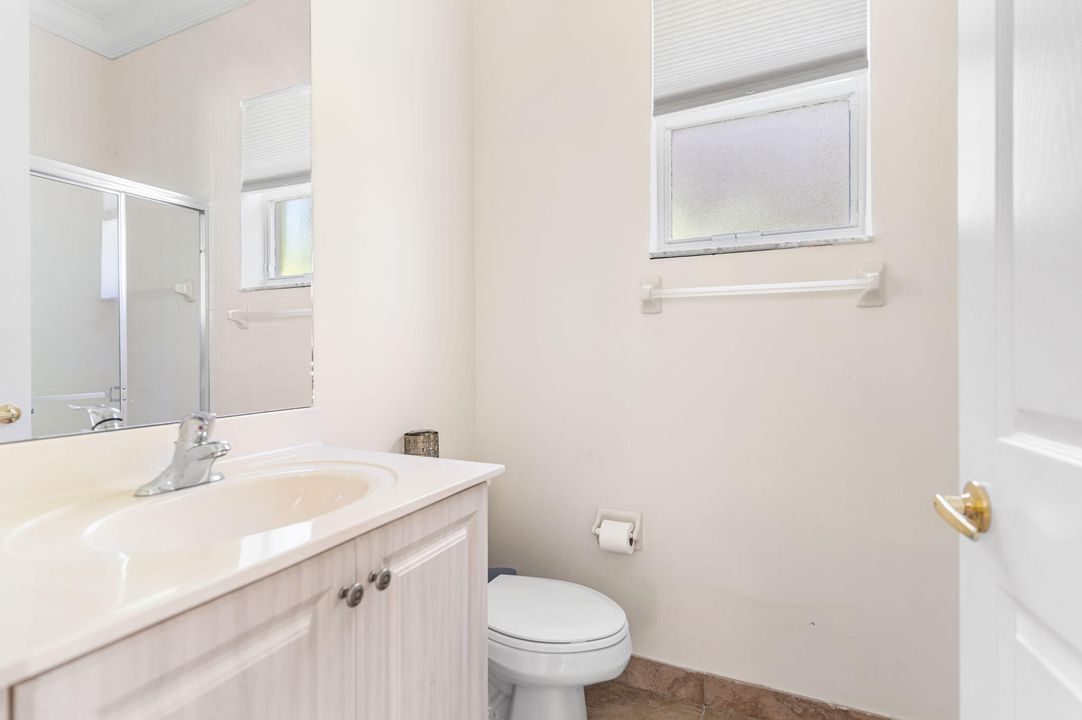 For Sale: $995,000 (6 beds, 5 baths, 4168 Square Feet)