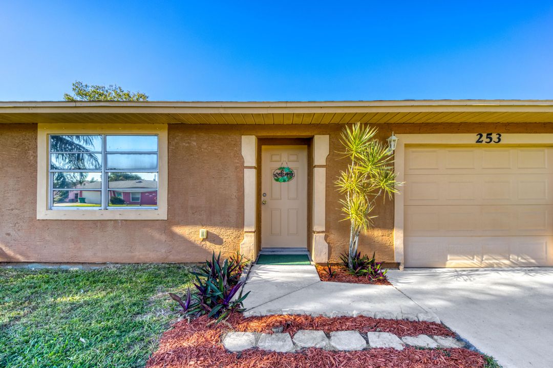 En Venta: $265,000 (2 camas, 1 baños, 982 Pies cuadrados)