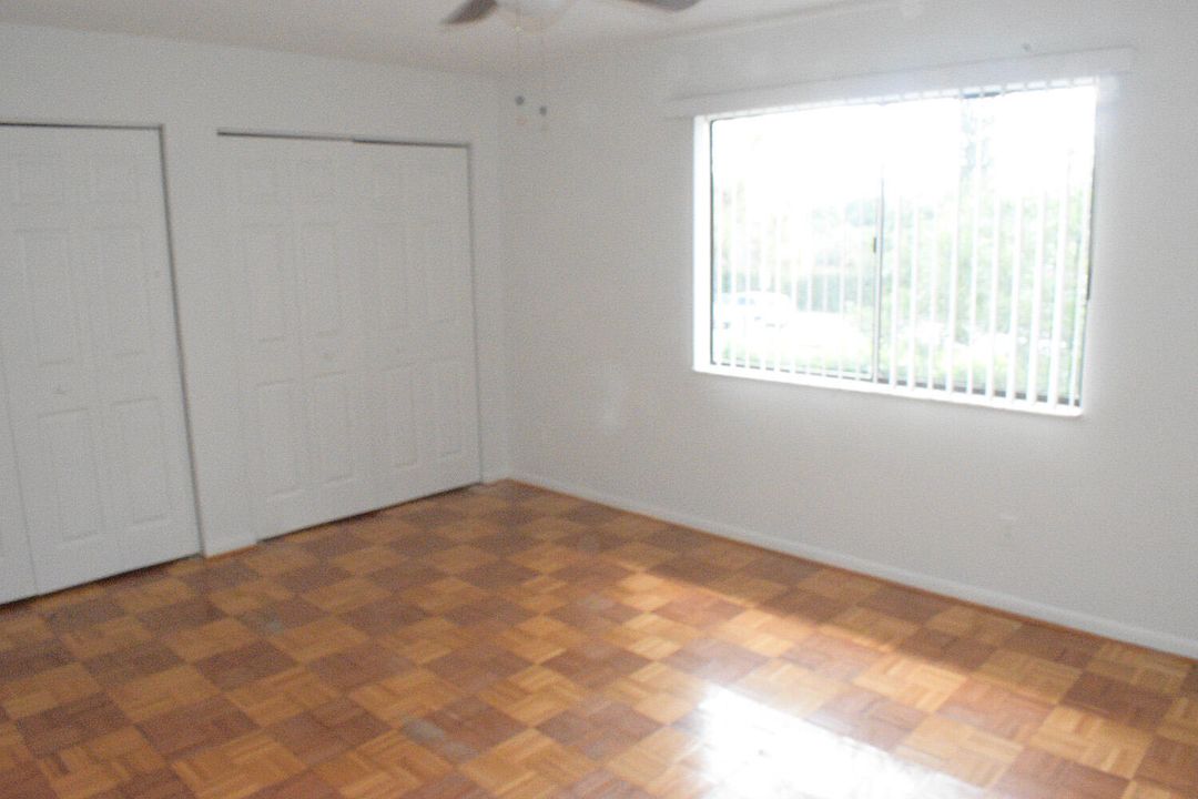 Active With Contract: $2,100 (2 beds, 2 baths, 1226 Square Feet)