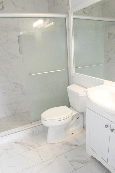 Active With Contract: $2,100 (2 beds, 2 baths, 1226 Square Feet)