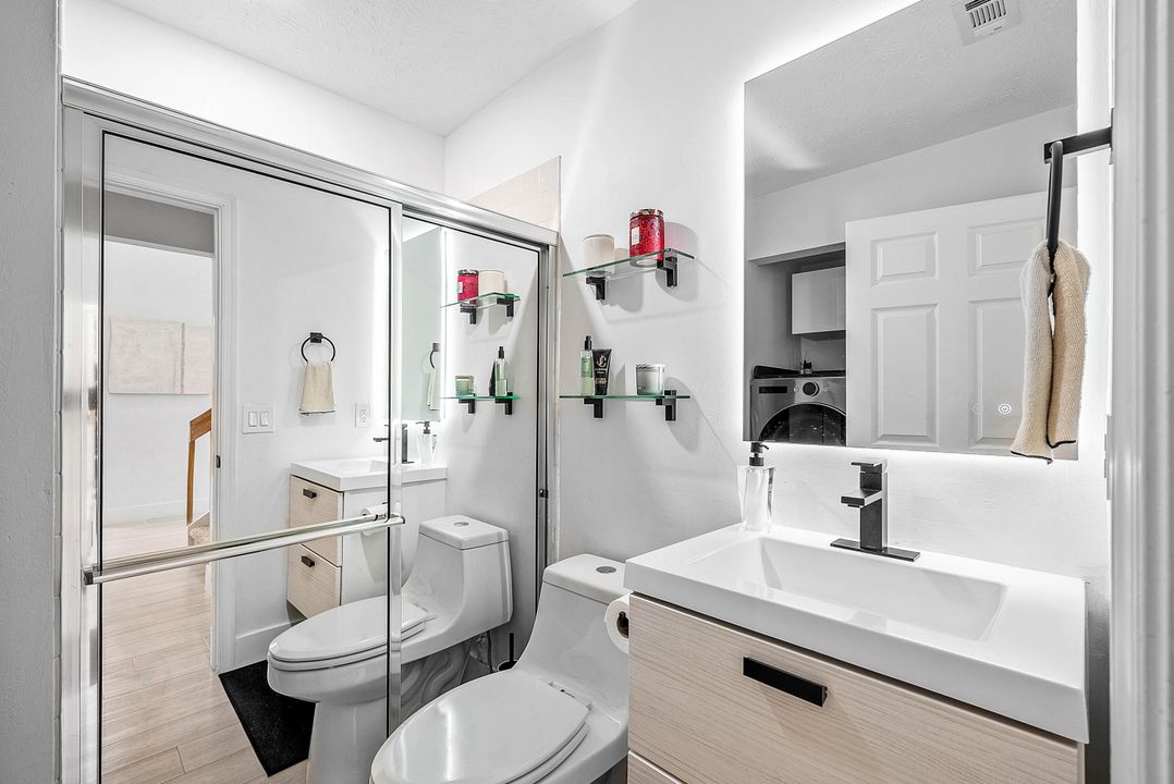 На продажу: $650,000 (3 спален, 3 ванн, 2009 Квадратных фут)