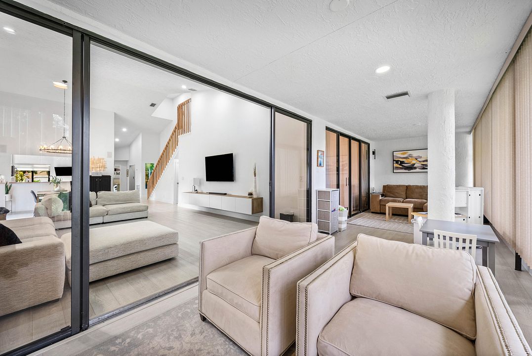 На продажу: $650,000 (3 спален, 3 ванн, 2009 Квадратных фут)