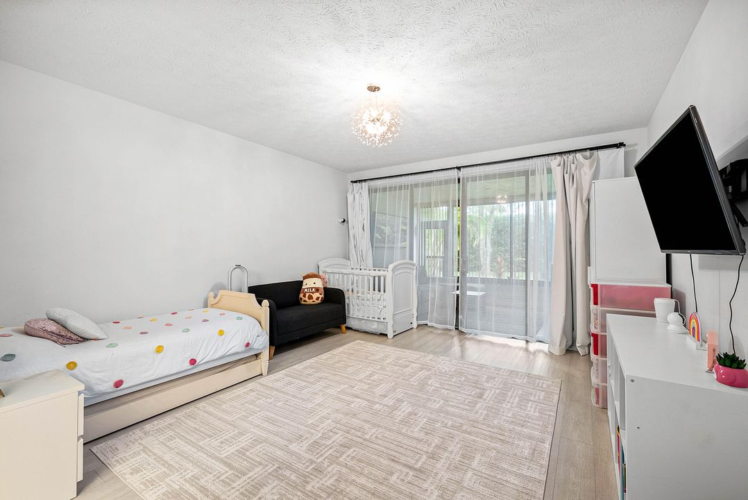 На продажу: $650,000 (3 спален, 3 ванн, 2009 Квадратных фут)