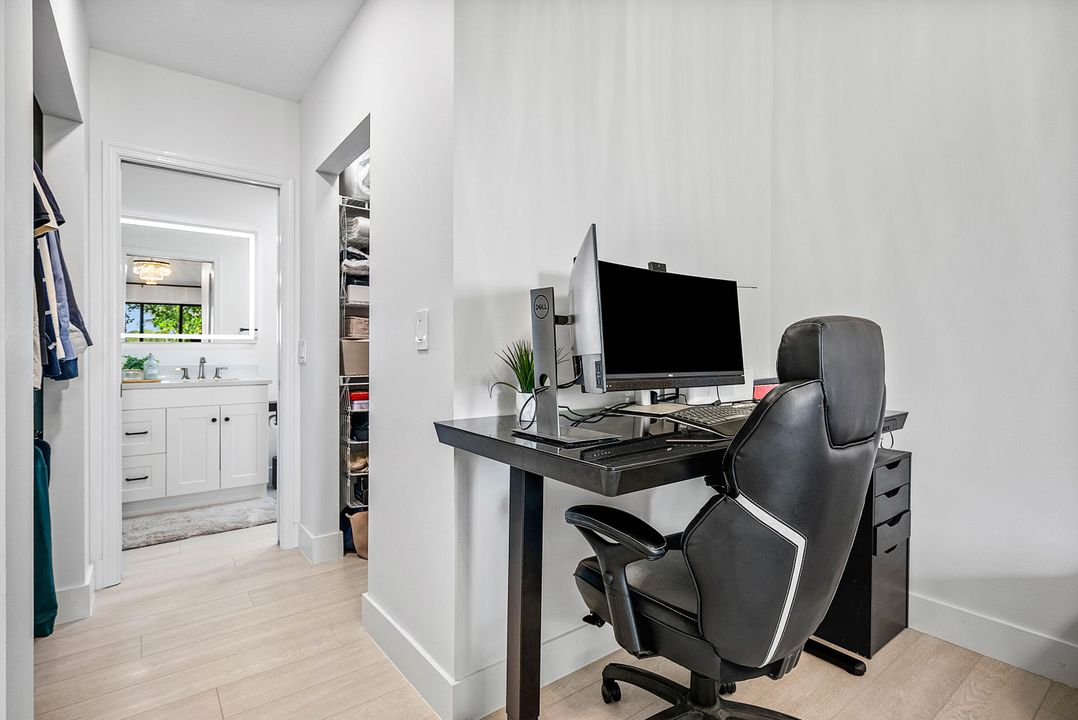 На продажу: $650,000 (3 спален, 3 ванн, 2009 Квадратных фут)