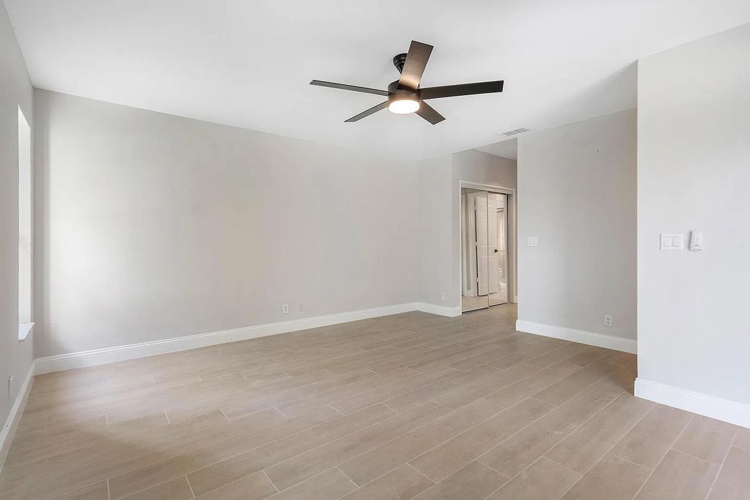 For Rent: $5,500 (3 beds, 2 baths, 1963 Square Feet)