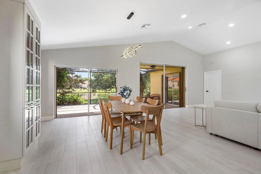 For Rent: $5,500 (3 beds, 2 baths, 1963 Square Feet)