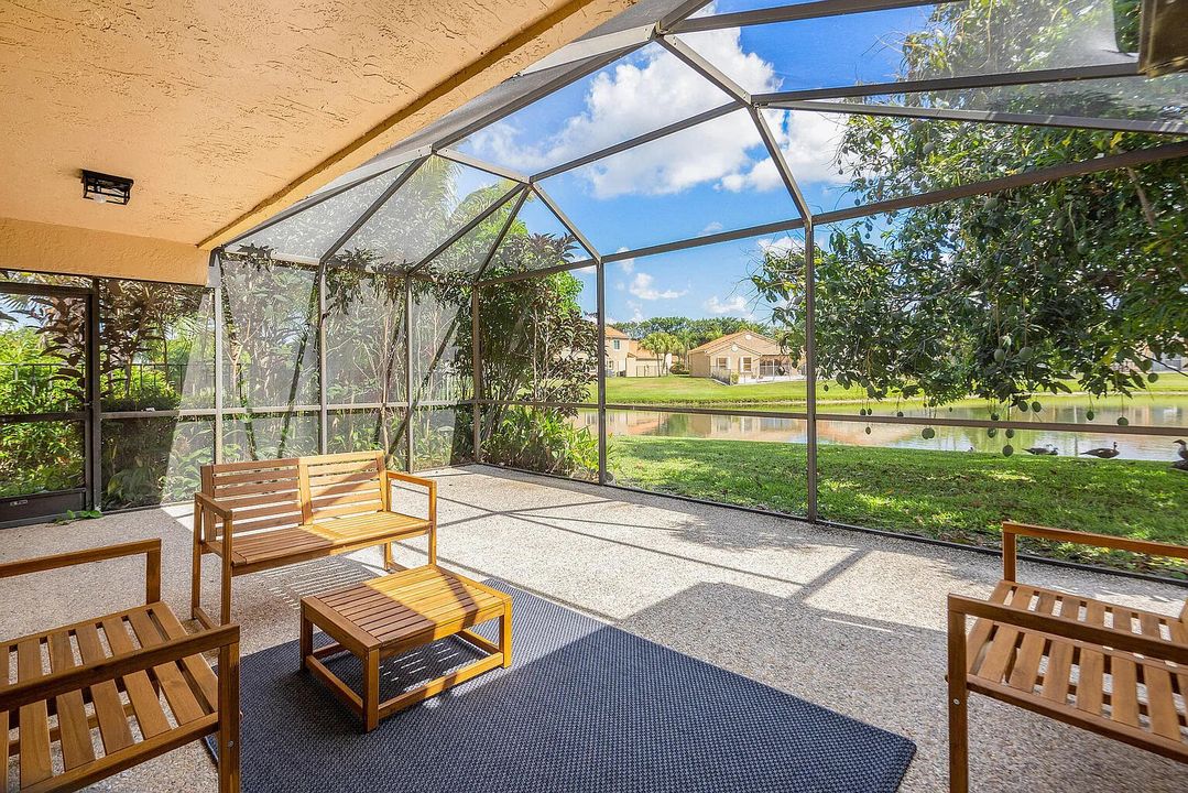 For Rent: $5,500 (3 beds, 2 baths, 1963 Square Feet)