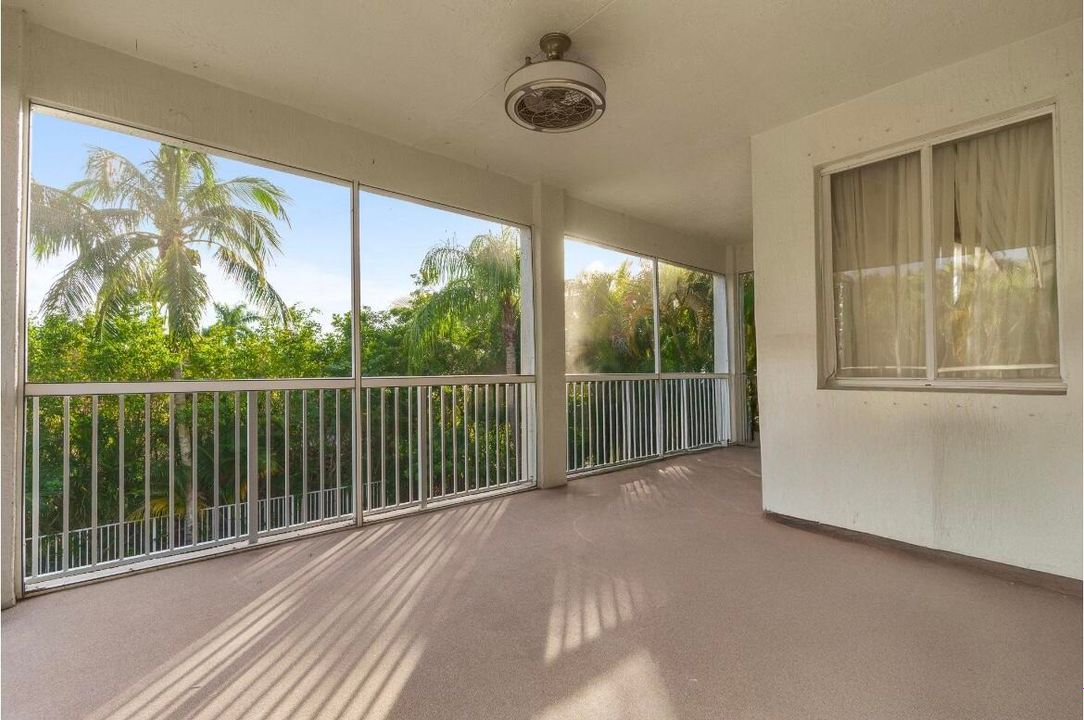 For Sale: $1,250,000 (5 beds, 4 baths, 4177 Square Feet)