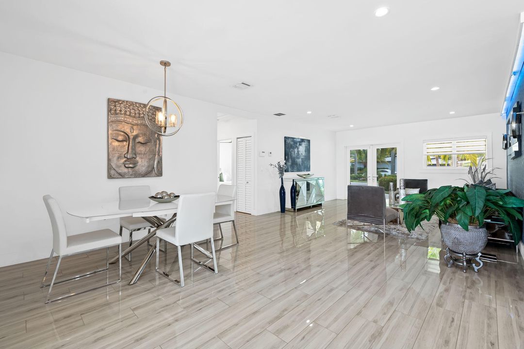 For Sale: $1,750,000 (3 beds, 2 baths, 1834 Square Feet)