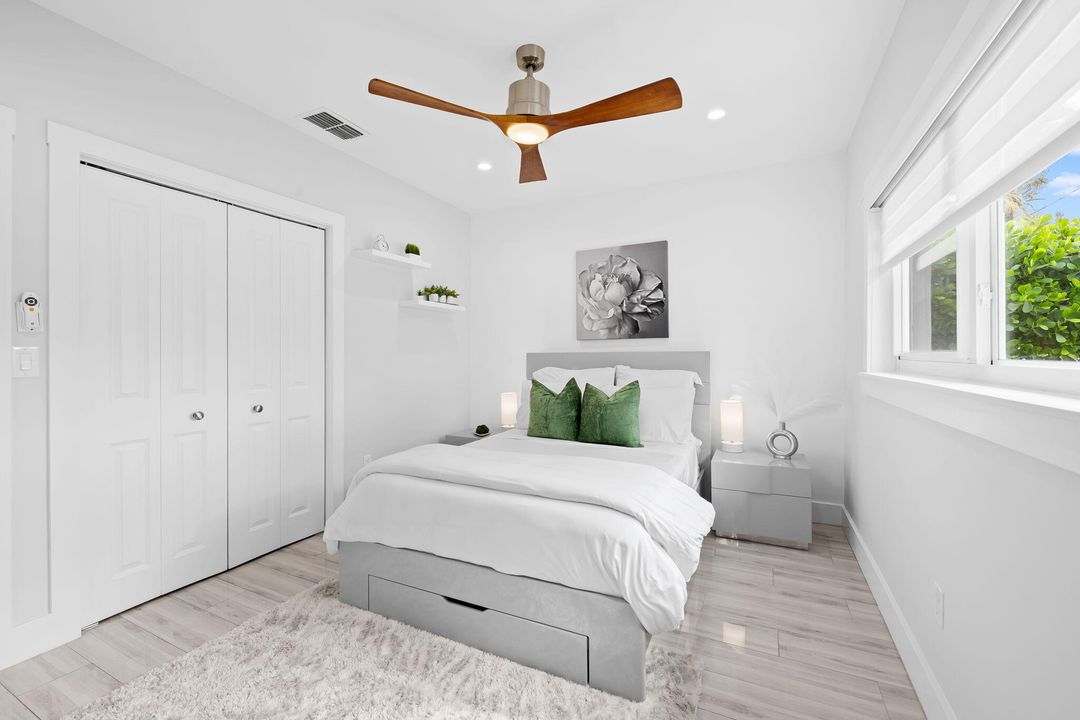 For Sale: $1,750,000 (3 beds, 2 baths, 1834 Square Feet)