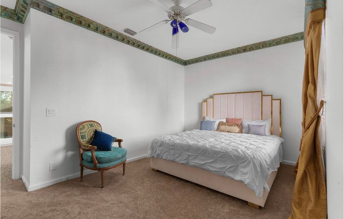 For Sale: $1,250,000 (5 beds, 4 baths, 4177 Square Feet)