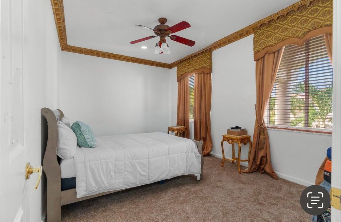 For Sale: $1,250,000 (5 beds, 4 baths, 4177 Square Feet)