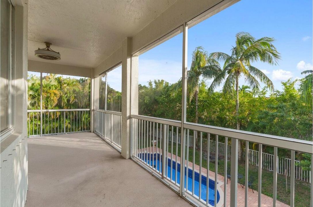 For Sale: $1,250,000 (5 beds, 4 baths, 4177 Square Feet)