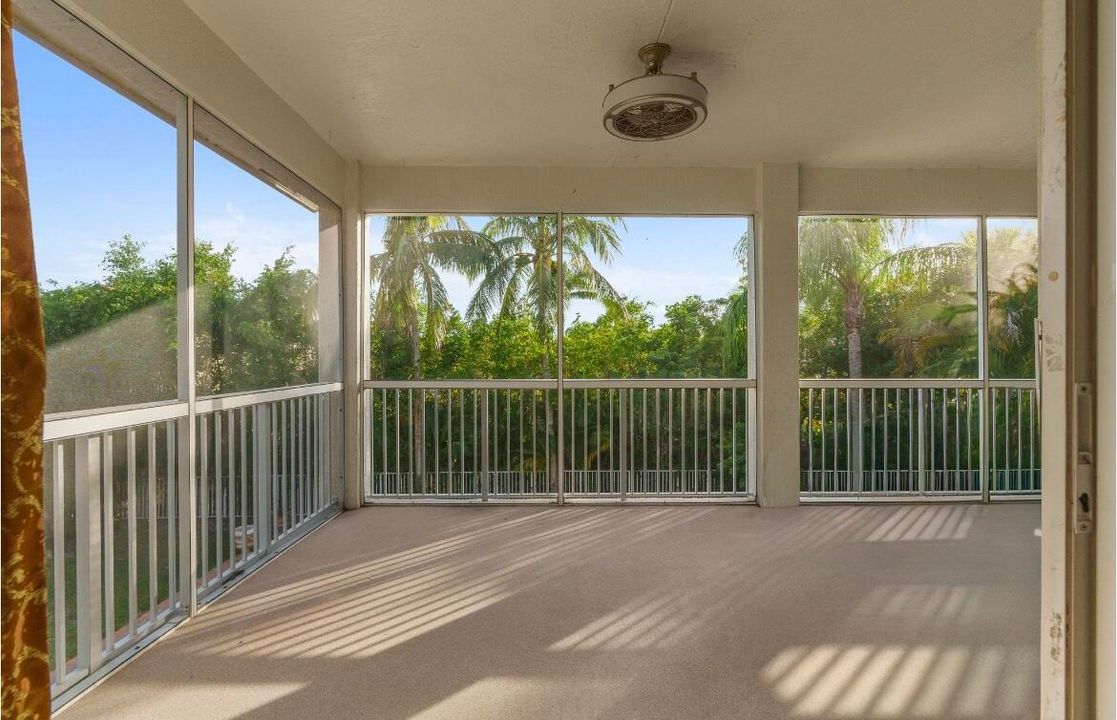 For Sale: $1,250,000 (5 beds, 4 baths, 4177 Square Feet)