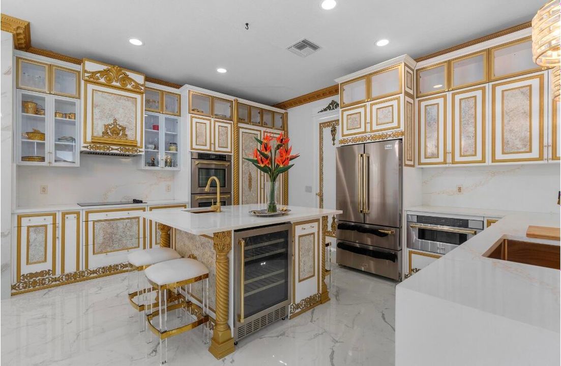 For Sale: $1,250,000 (5 beds, 4 baths, 4177 Square Feet)