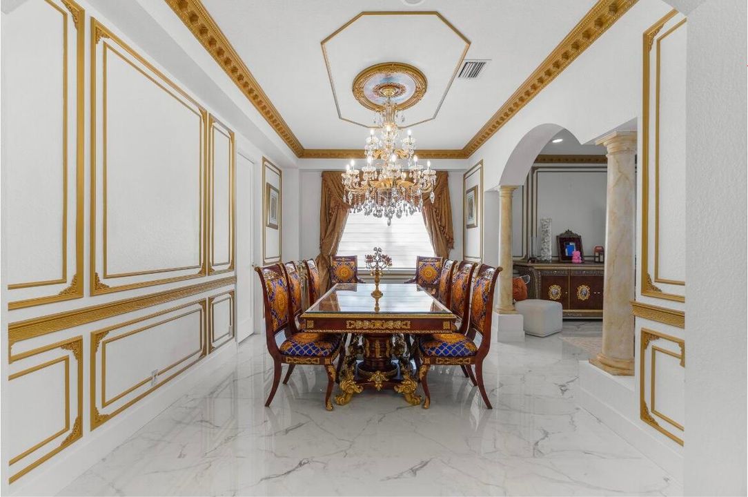 For Sale: $1,250,000 (5 beds, 4 baths, 4177 Square Feet)