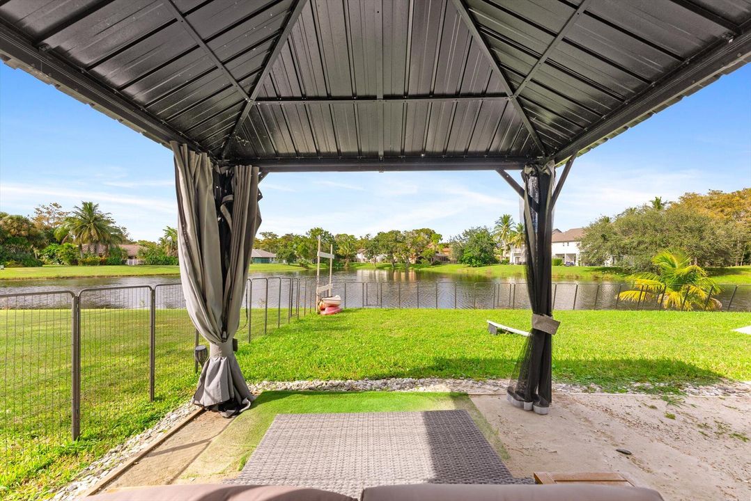 For Rent: $12,000 (5 beds, 3 baths, 2146 Square Feet)