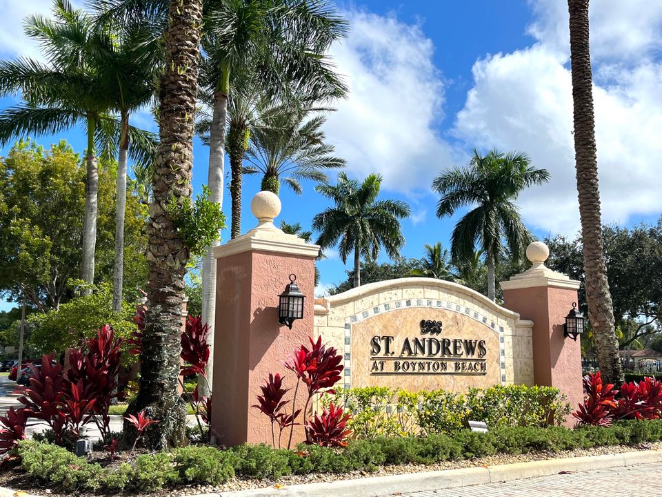 For Rent: $1,700 (1 beds, 1 baths, 729 Square Feet)