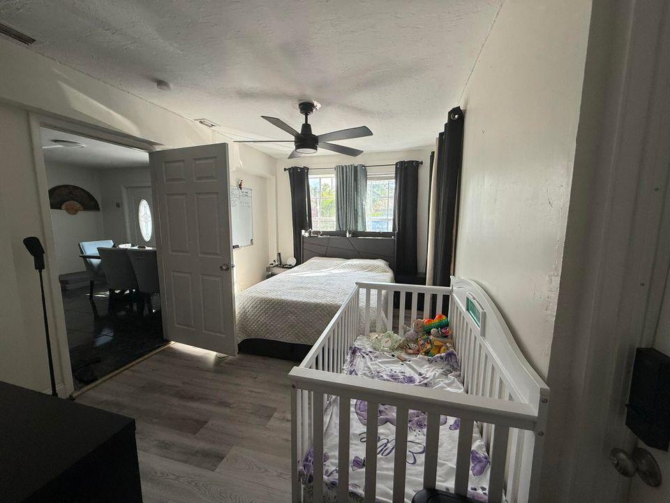 For Sale: $895,900 (8 beds, 4 baths, 3574 Square Feet)