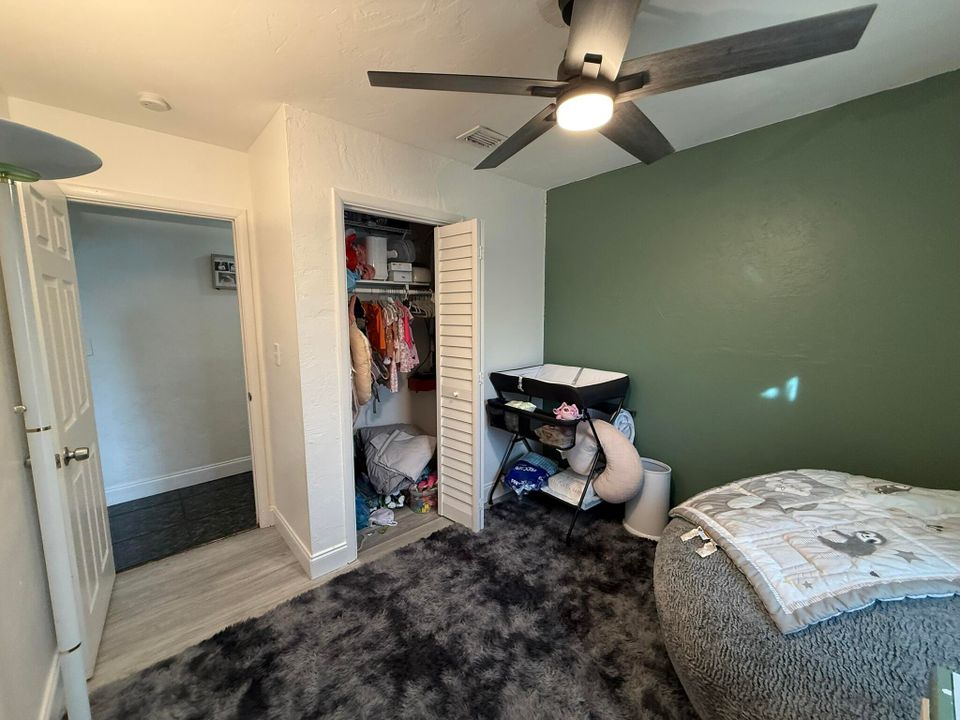 For Sale: $895,900 (8 beds, 4 baths, 3574 Square Feet)