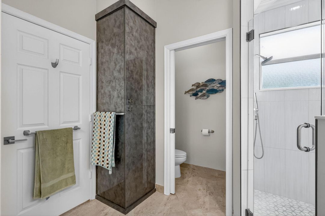 Под контрактом: $439,900 (2 спален, 2 ванн, 1635 Квадратных фут)