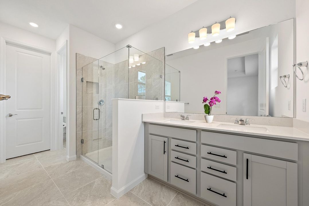 For Sale: $455,000 (3 beds, 2 baths, 1750 Square Feet)