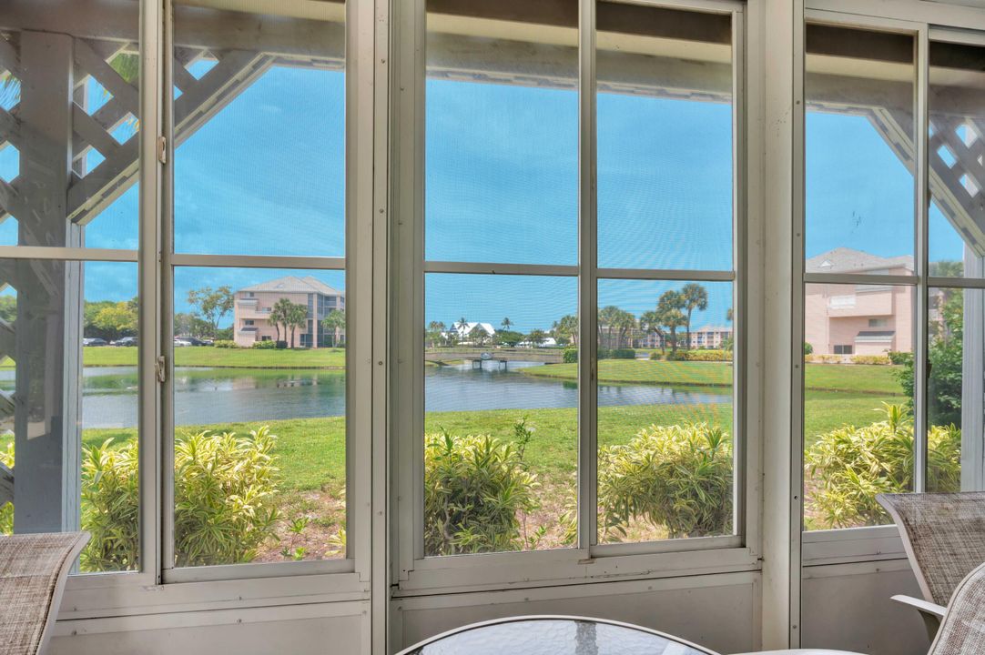 For Rent: $8,000 (2 beds, 2 baths, 925 Square Feet)