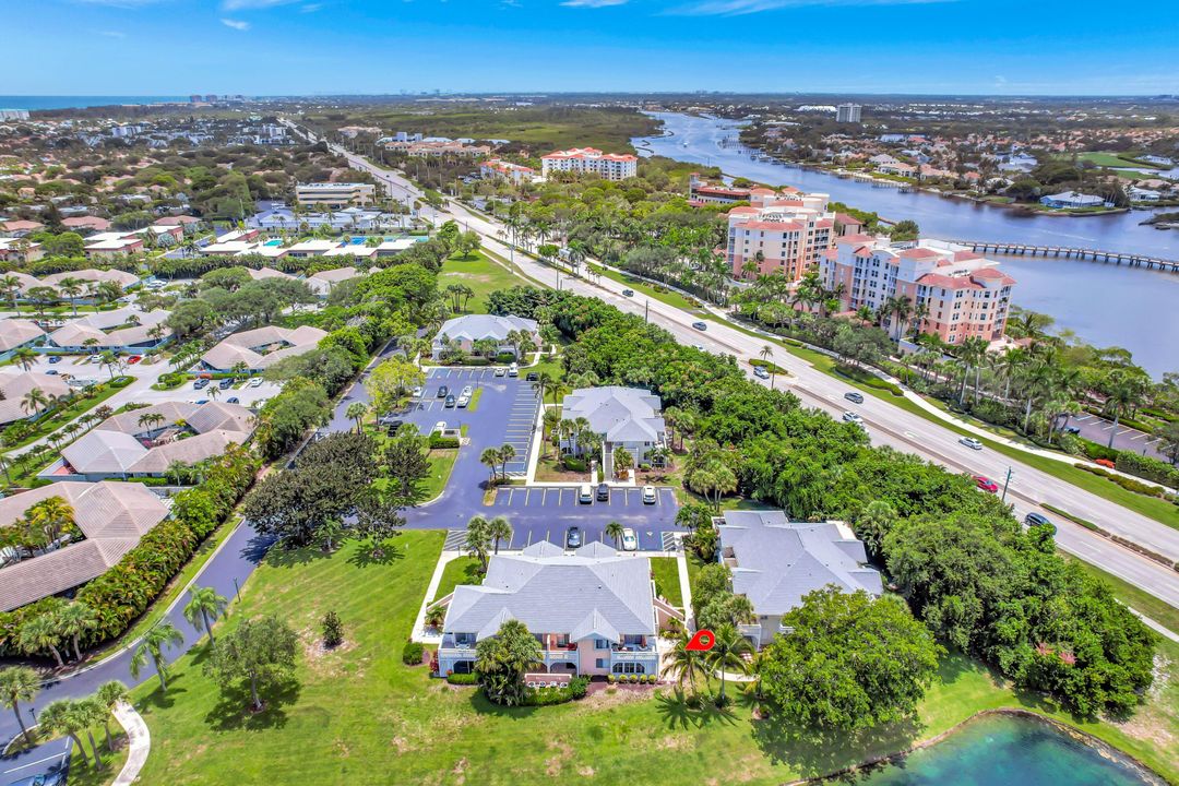 For Rent: $8,000 (2 beds, 2 baths, 925 Square Feet)