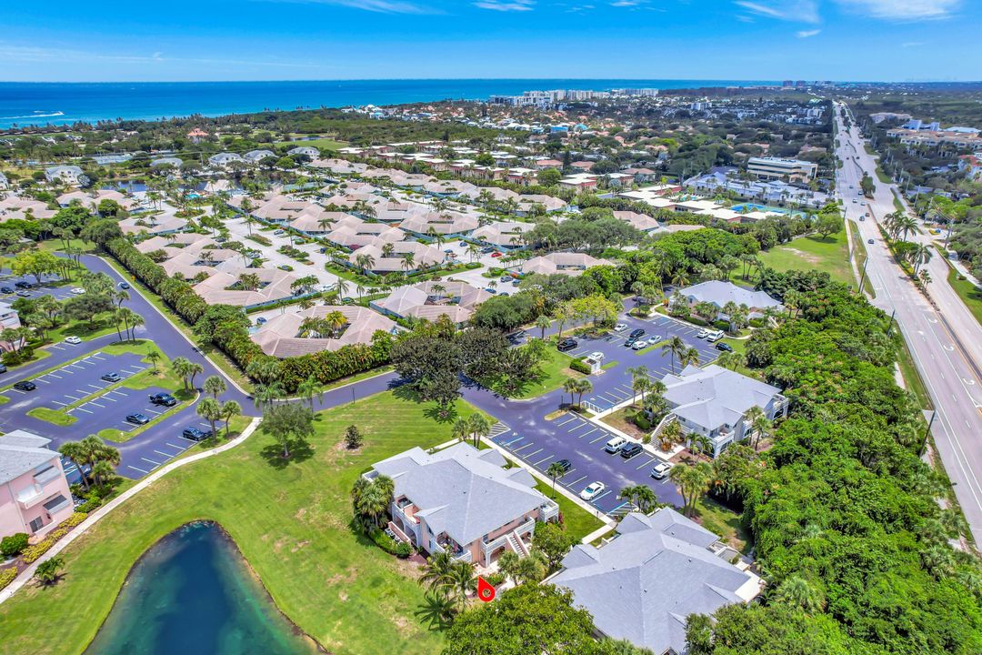 For Rent: $8,000 (2 beds, 2 baths, 925 Square Feet)