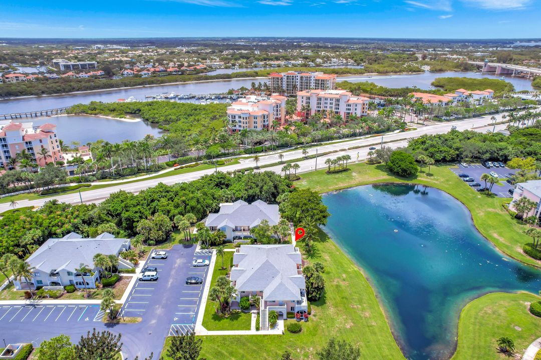 For Rent: $8,000 (2 beds, 2 baths, 925 Square Feet)