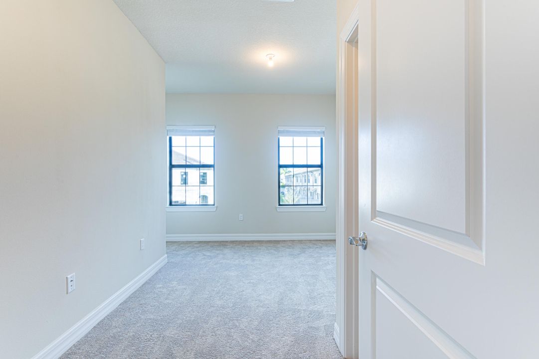 For Sale: $492,500 (3 beds, 2 baths, 1879 Square Feet)