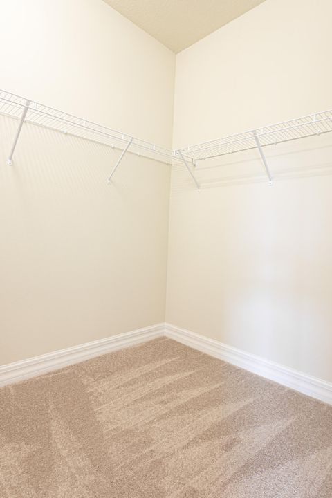 For Sale: $492,500 (3 beds, 2 baths, 1879 Square Feet)